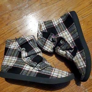 Blowfish cloth boots